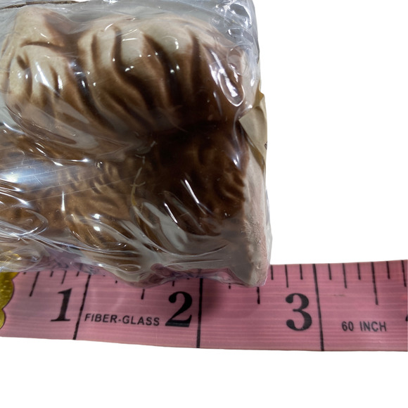 Squirrel Salt & Pepper 2005 Kitchy Decor Table Set - Picture 6 of 6